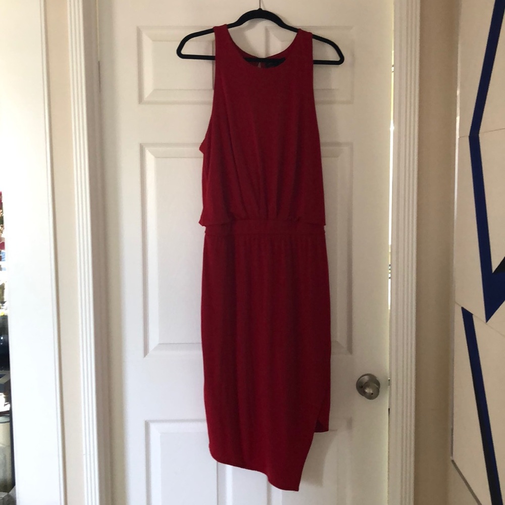 Red blouses waist dress with bias cut side slit